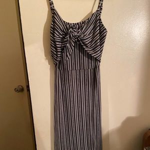 long maxi stripped dress